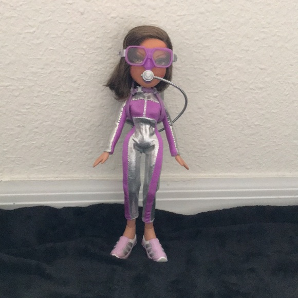 Bratz Doll MGA 2001, “Yasmin” with her Scuba Diving Gears. - Picture 4 of 6